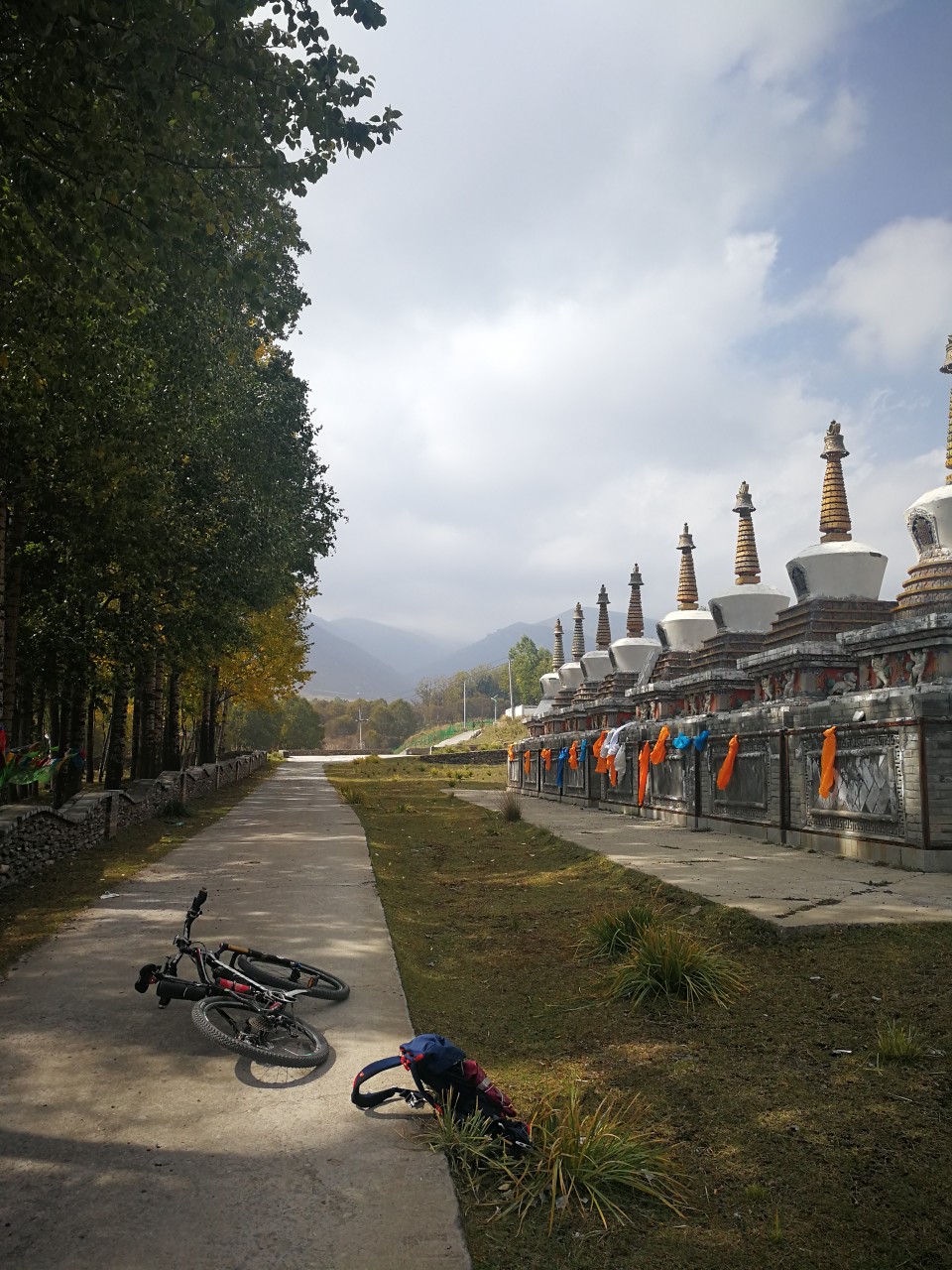 日月山东科寺小高陵一日游