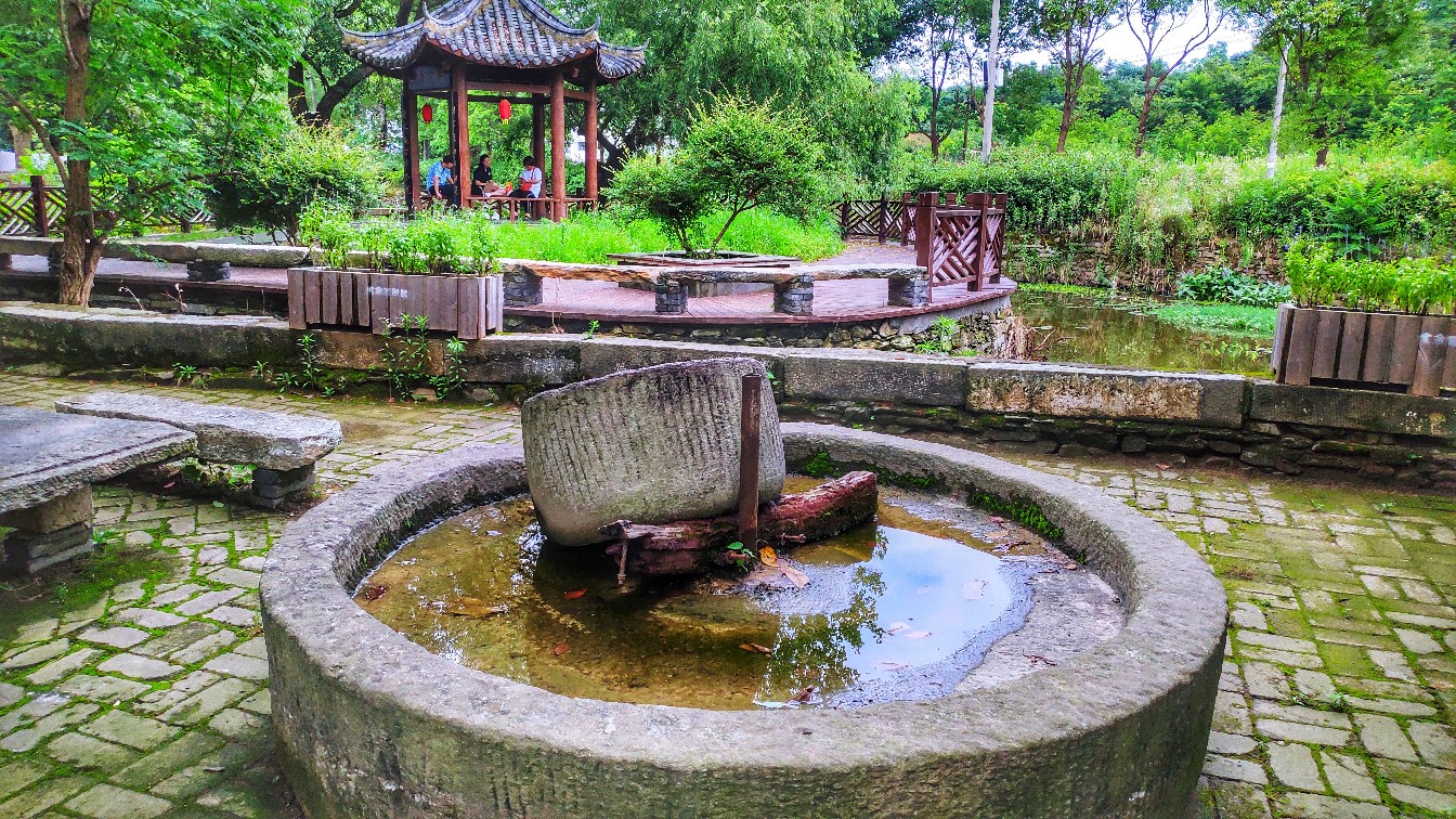 乐在骑中,途我自游……《骑行武汉后花园,黄陂大余湾古民居建筑群.》