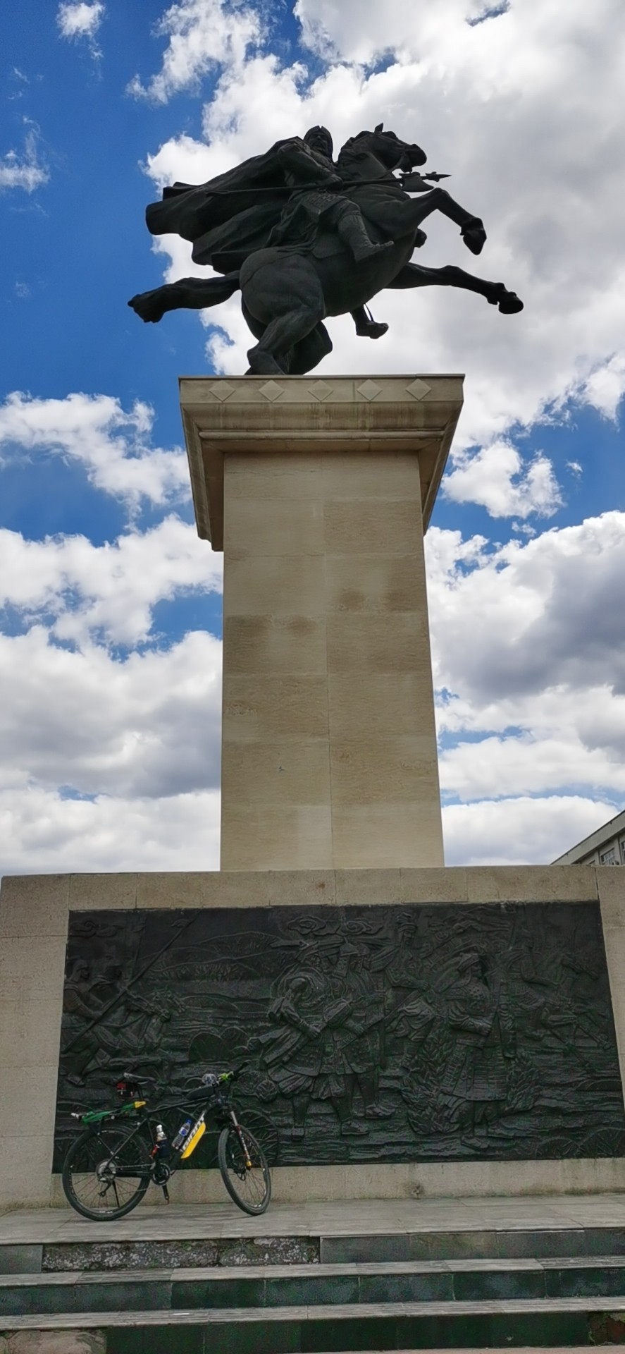 孩子高考时住的宾馆梦立方,结果梦想成真.