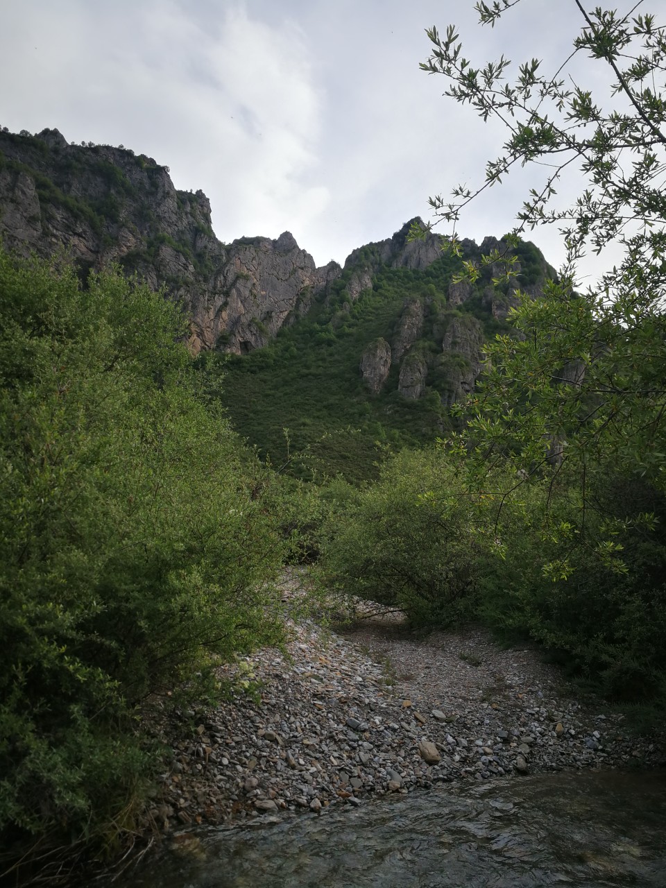 盘道东岔村南佛山探路成功